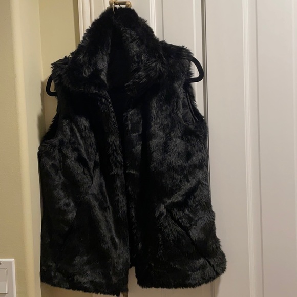 Reversible Fur Coat Vest - Picture 3 of 4